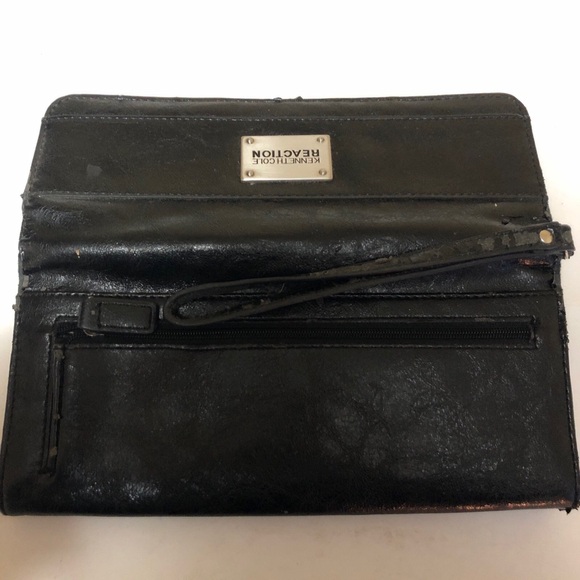 kenneth cole wallet women’s Black Long With Metal Logo Attachment Authentic - Picture 2 of 8